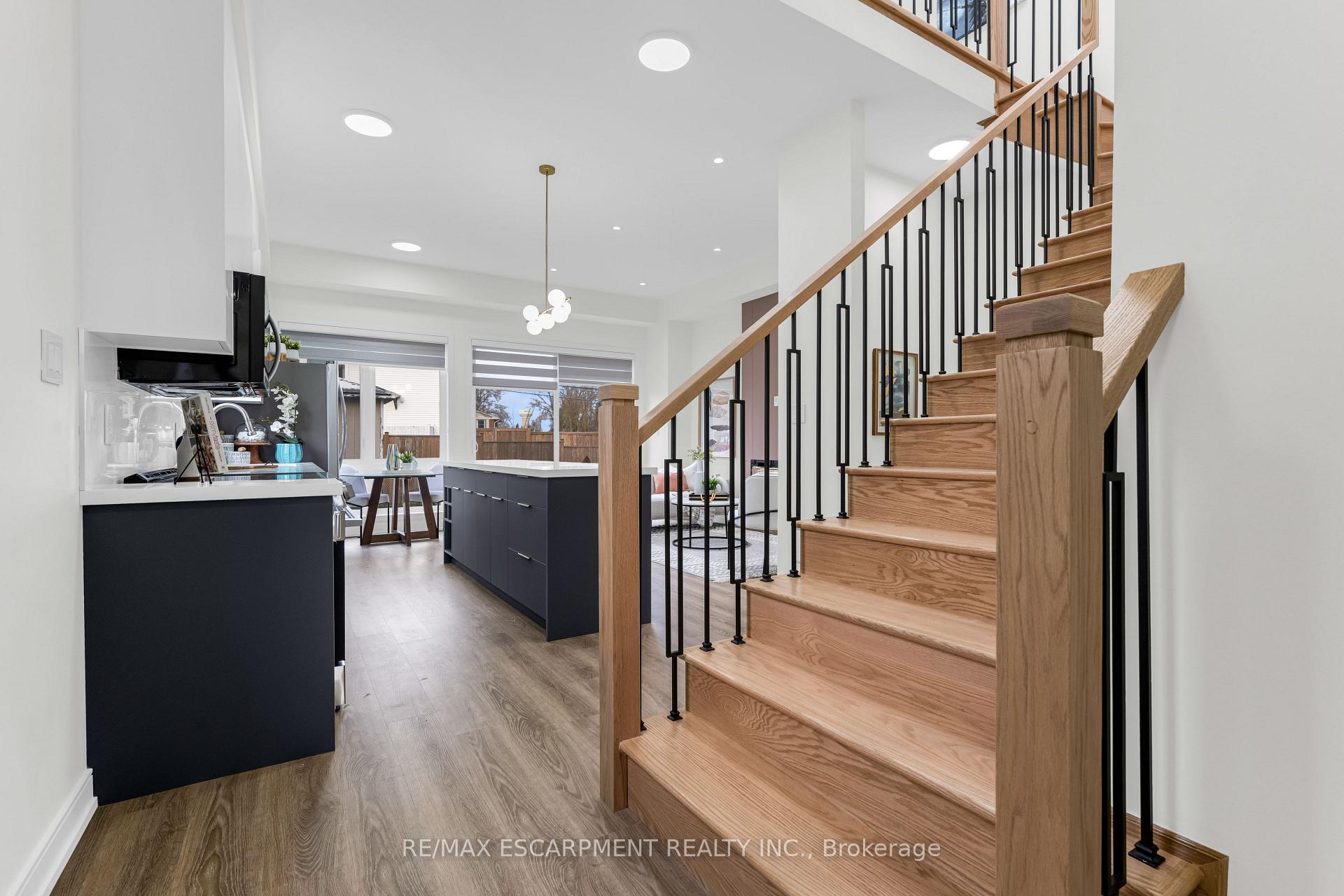 Photo 27 of 156 Mill Street, West Lincoln, Smithville — HOMEH