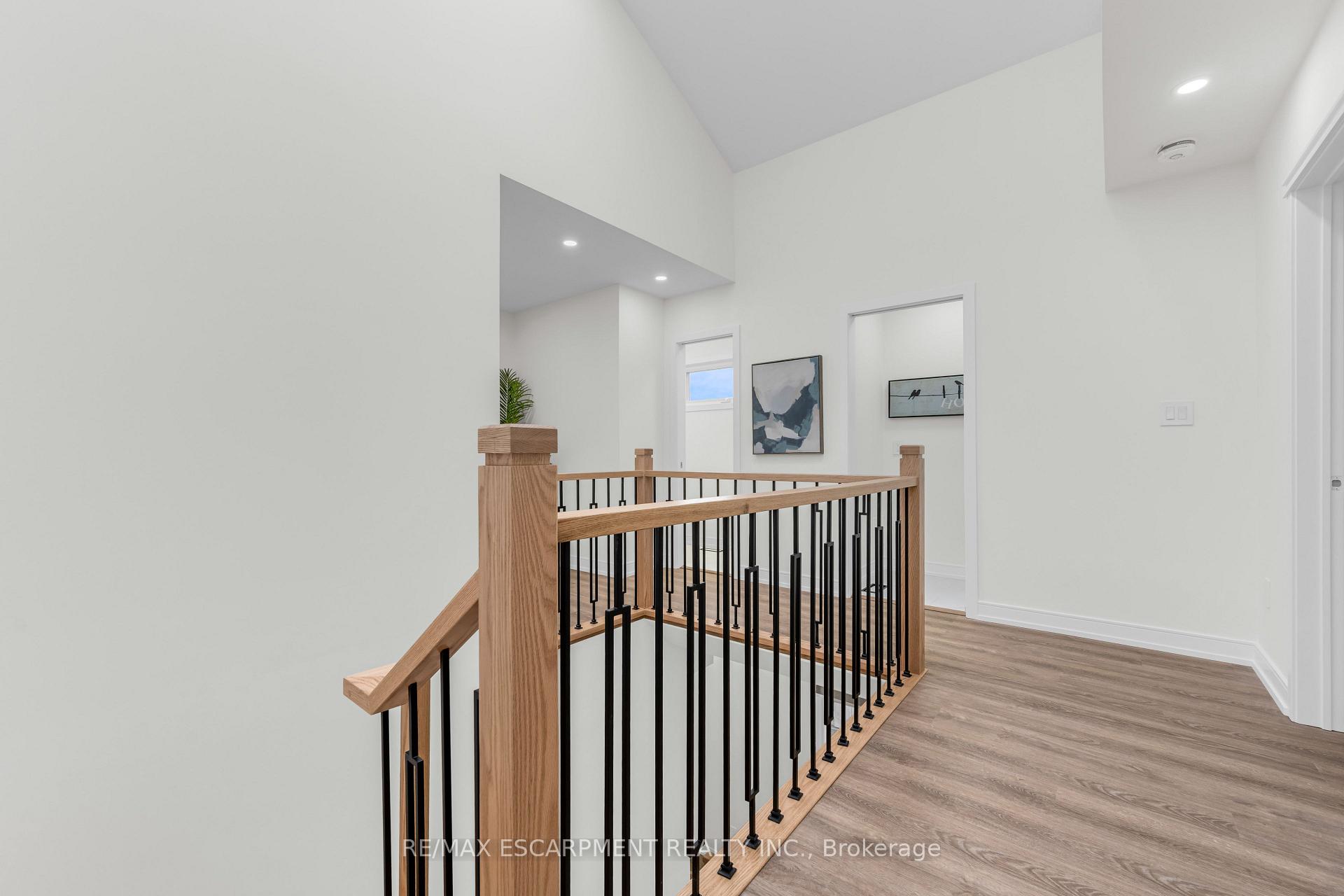Photo 33 of 156 Mill Street, West Lincoln, Smithville — HOMEH