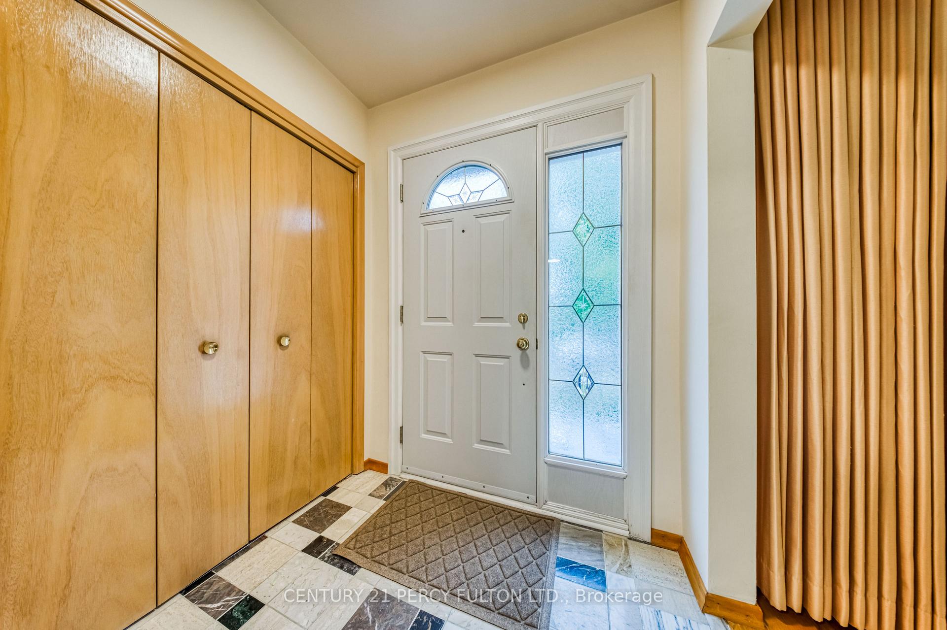 Photo 6 of 32 Bromton Drive, Scarborough, Bendale — HOMEH