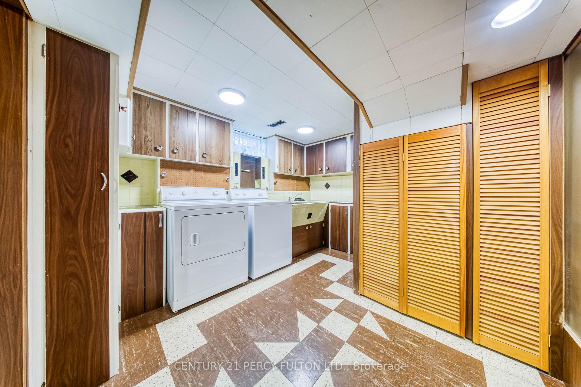 Photo 26 of 32 Bromton Drive, Scarborough, Bendale — HOMEH