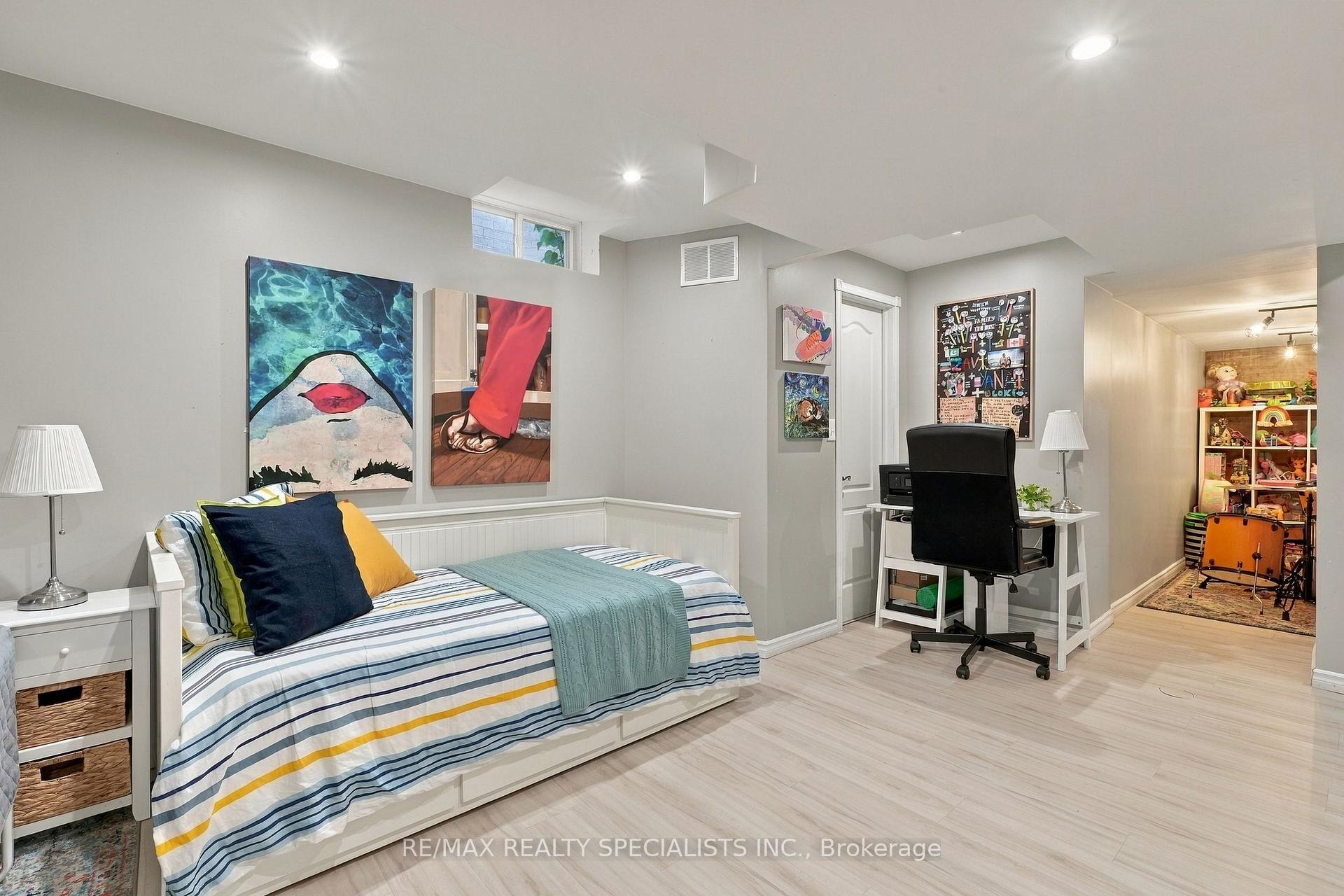 Photo 23 of 1108 Cumming Boulevard, Milton, Clarke — HOMEH