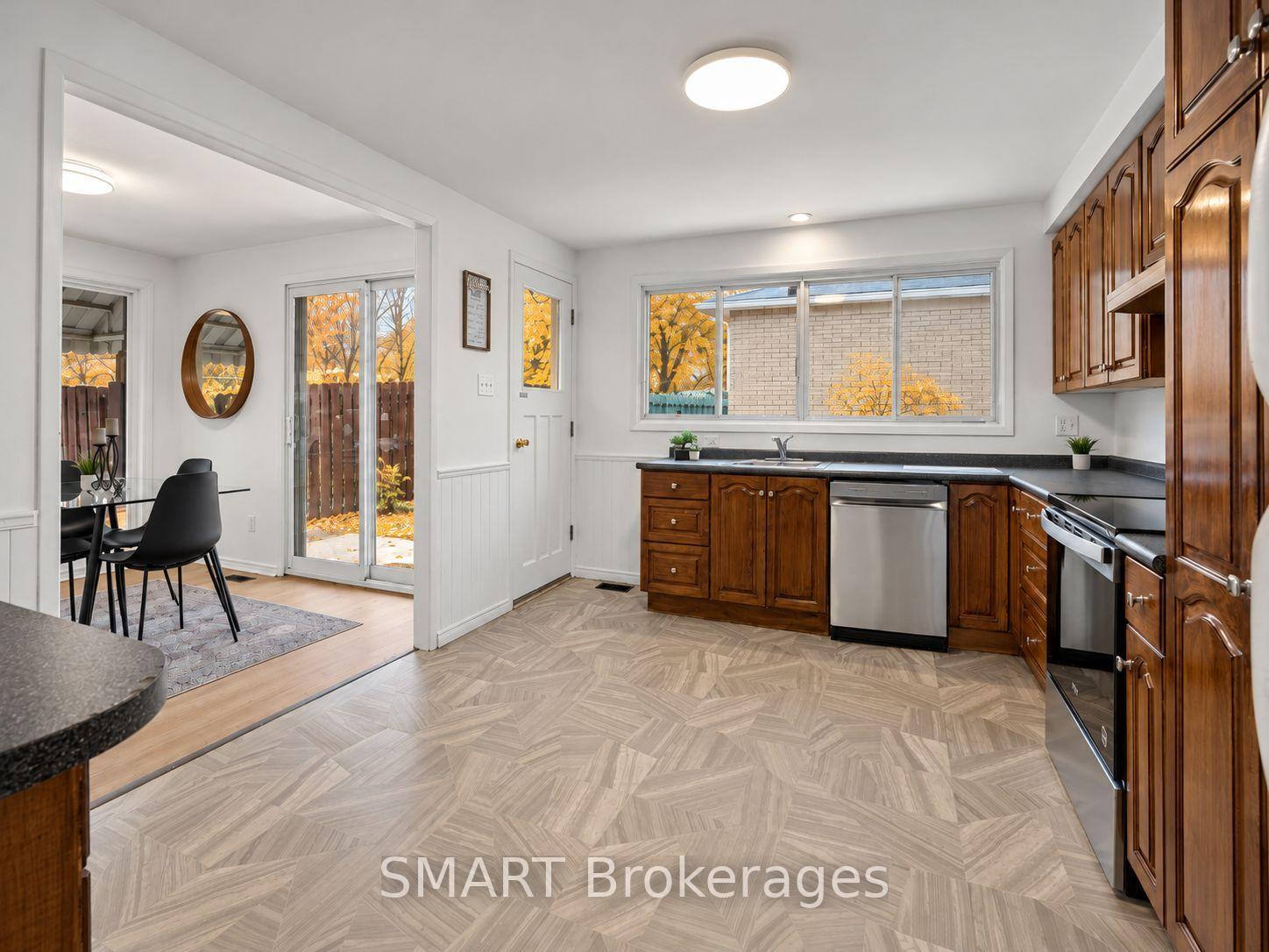 Photo 16 of 134 Pepperwood Crescent, Kitchener, Chicopee/Freeport — HOMEH