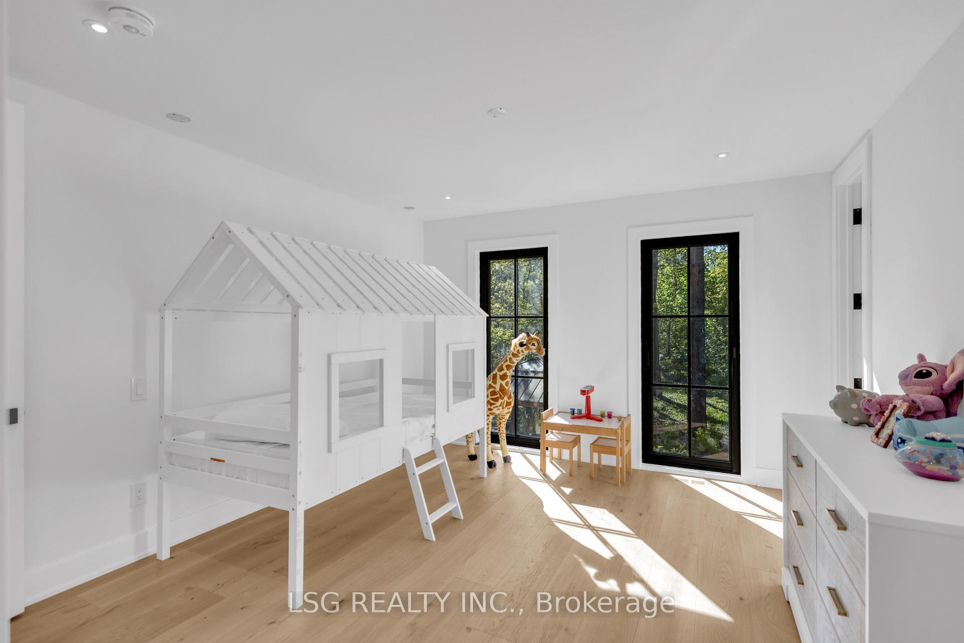 Photo 23 of 5 Williamson Terrace, Aurora, Hills of St Andrew — HOMEH