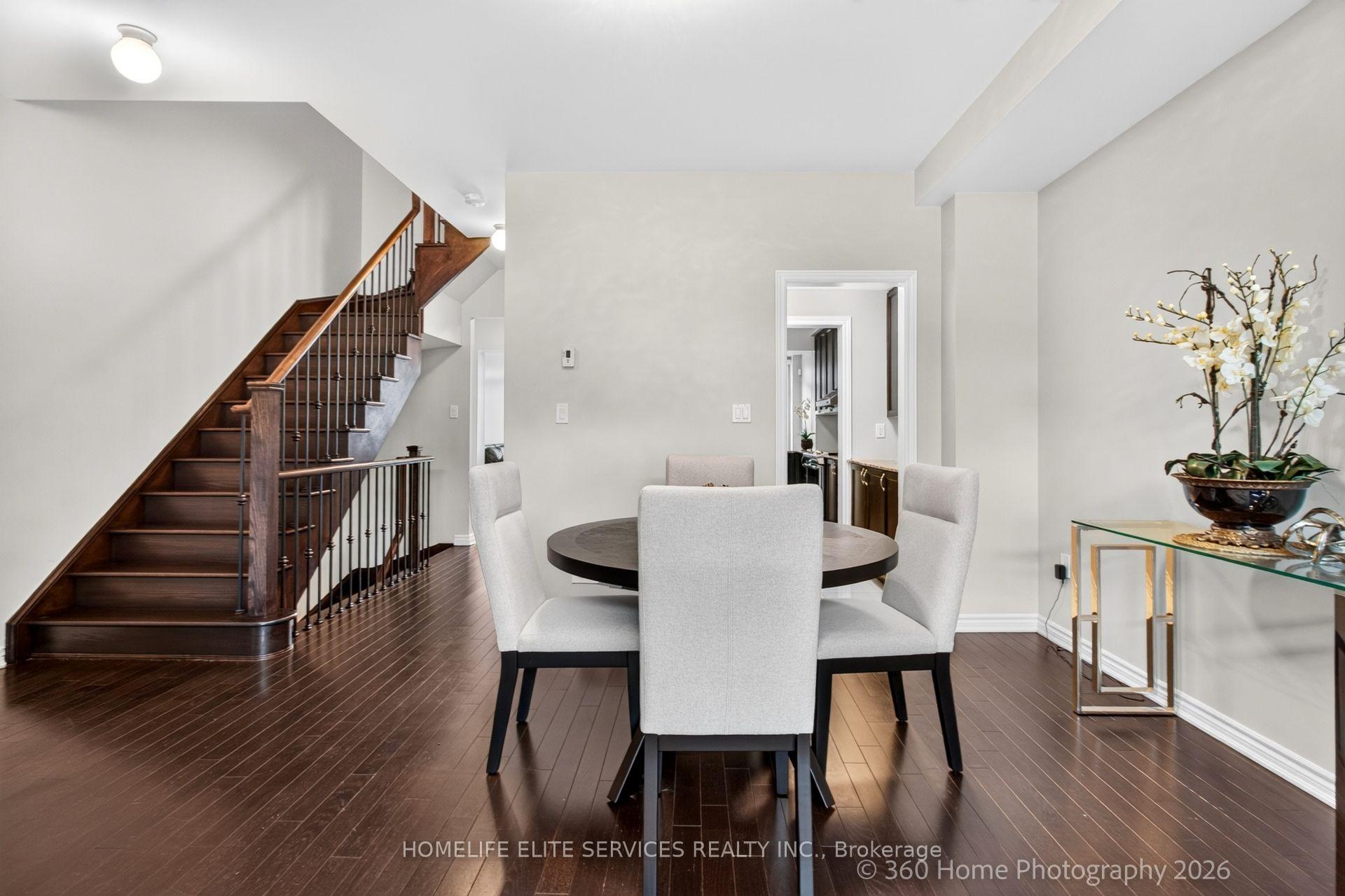 Photo 12 of 70 Farooq Boulevard, Vaughan, Vellore Village — HOMEH