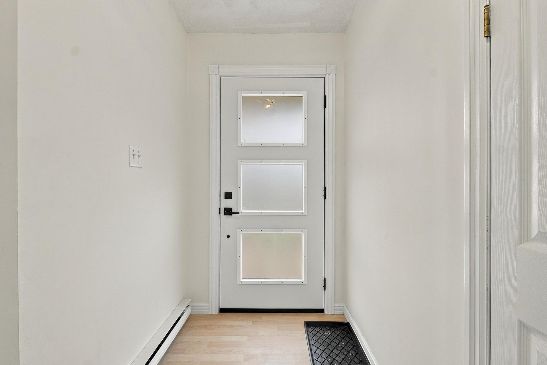 Photo 7 of 82 River Road, Sault Ste Marie, Ward 1 — HOMEH