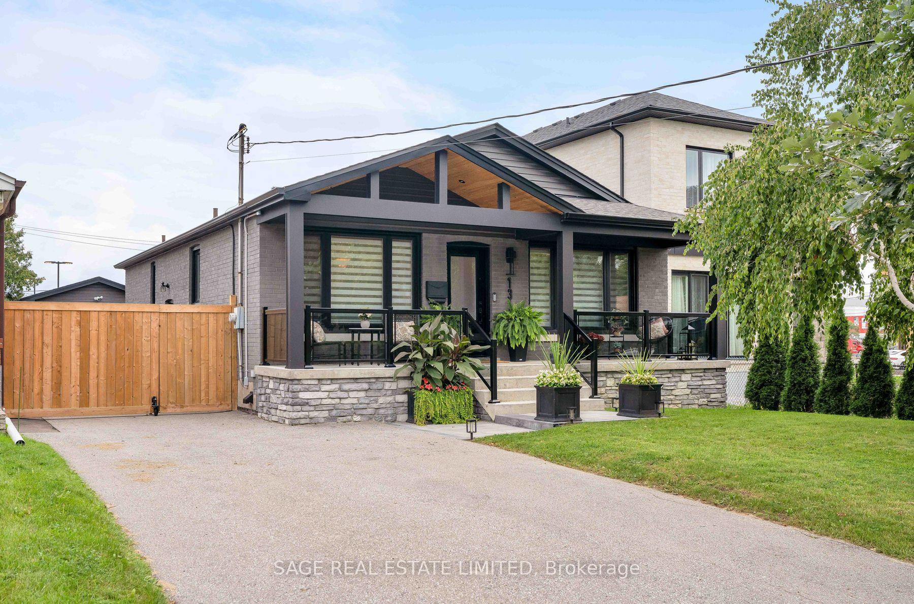 Photo 2 of 131 Silverhill Drive, Etobicoke, Islington-City Centre West — HOMEH