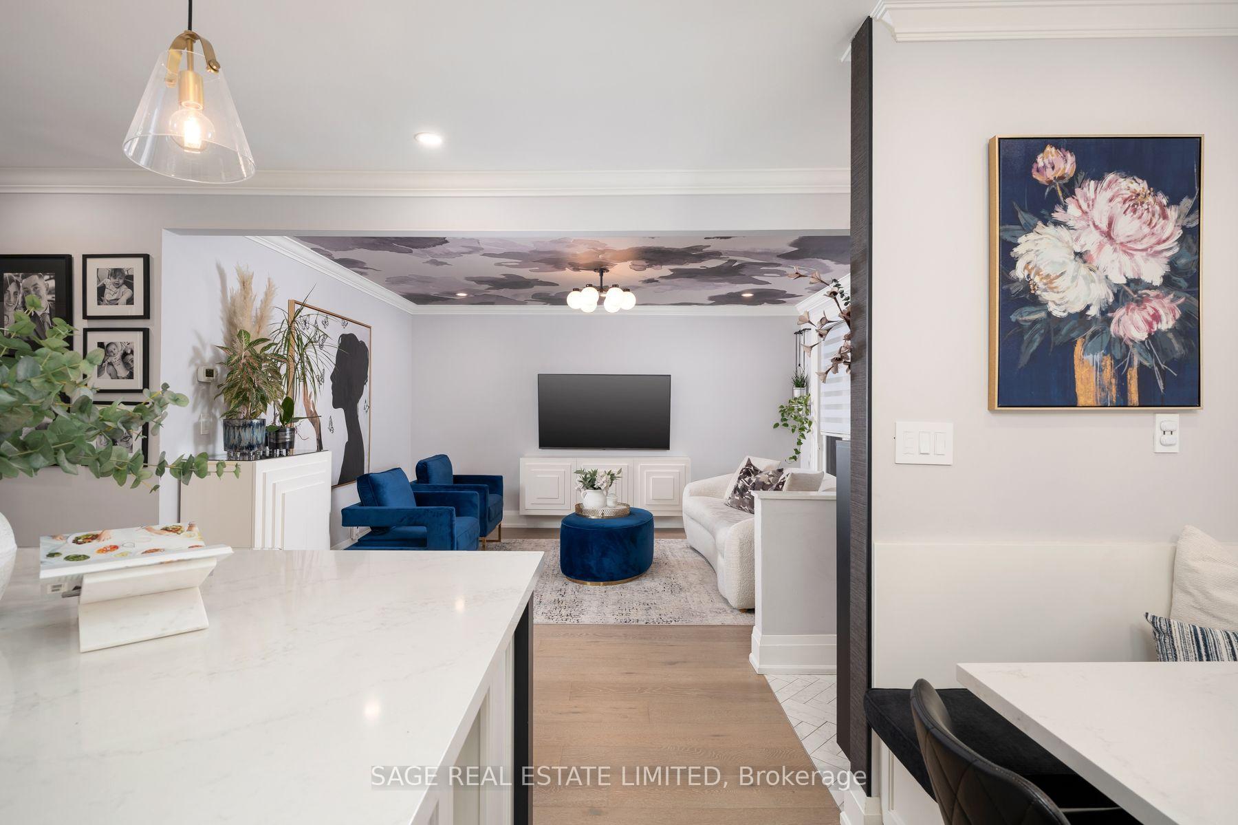 Photo 16 of 131 Silverhill Drive, Etobicoke, Islington-City Centre West — HOMEH