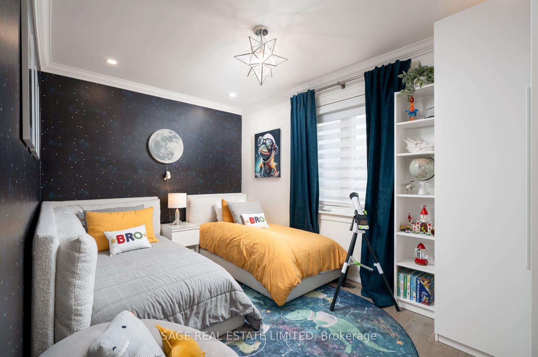 Photo 23 of 131 Silverhill Drive, Etobicoke, Islington-City Centre West — HOMEH