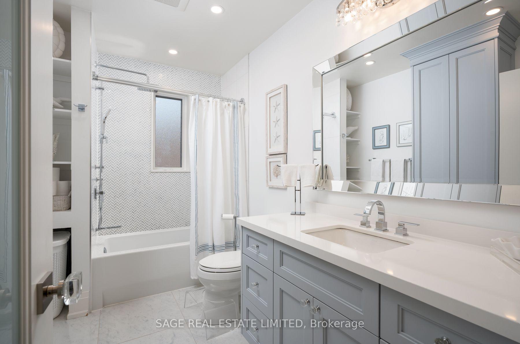 Photo 25 of 131 Silverhill Drive, Etobicoke, Islington-City Centre West — HOMEH