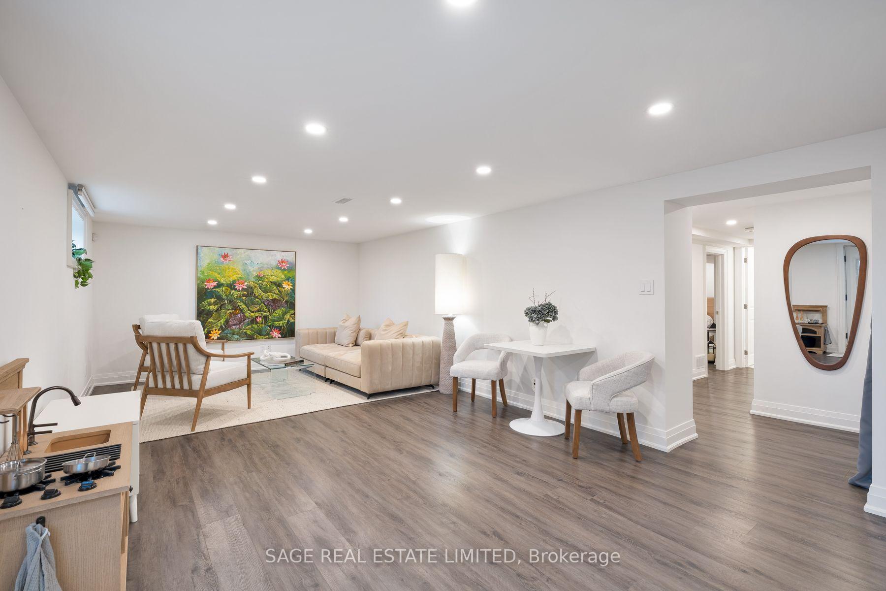 Photo 36 of 131 Silverhill Drive, Etobicoke, Islington-City Centre West — HOMEH