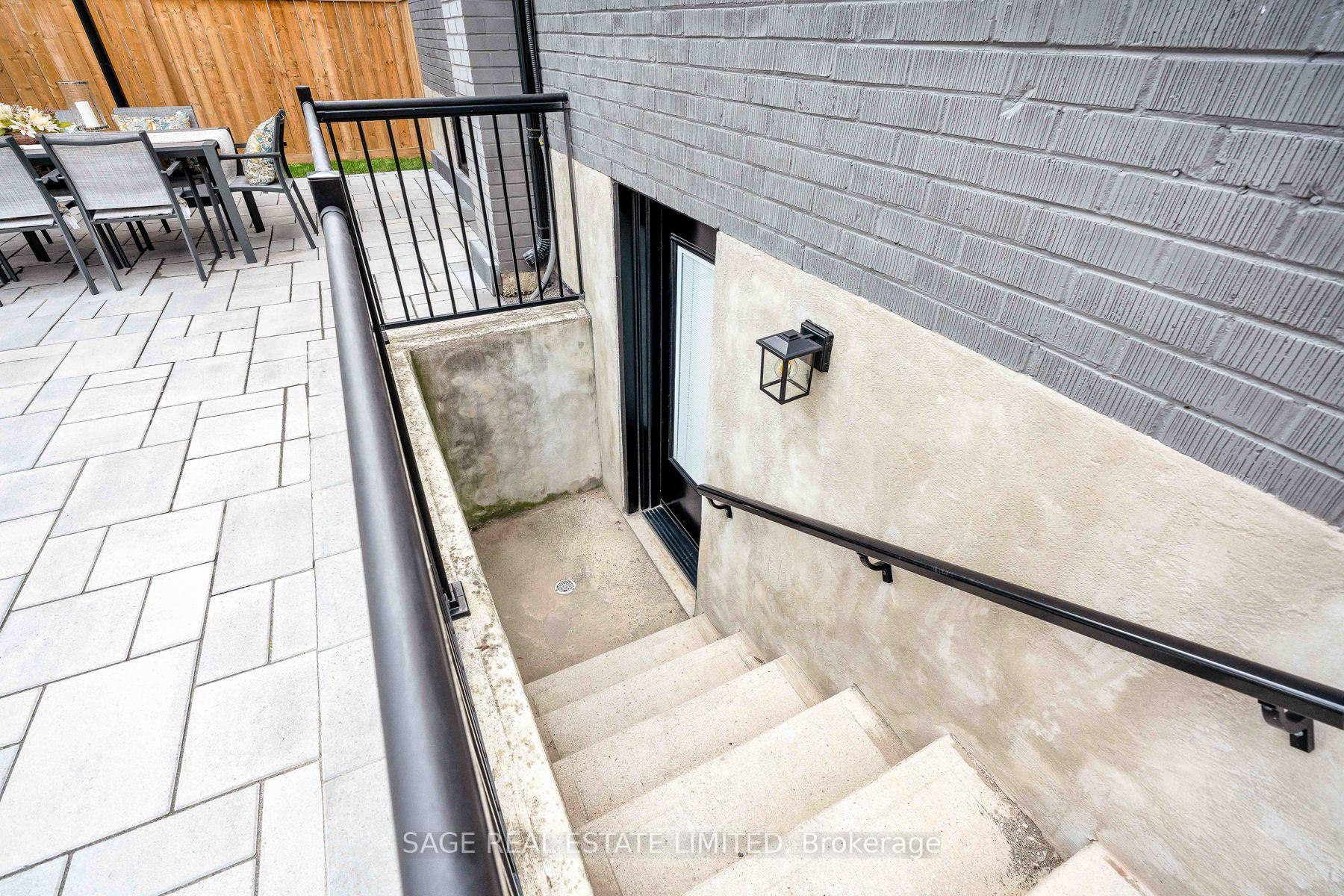 Photo 48 of 131 Silverhill Drive, Etobicoke, Islington-City Centre West — HOMEH