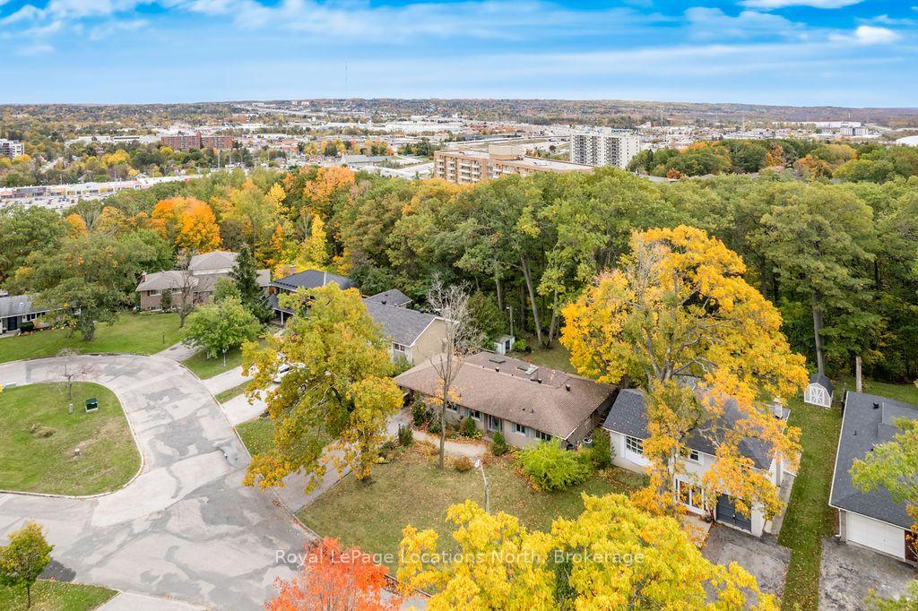 Photo 47 of 9 Vine Crescent, Barrie, Sunnidale — HOMEH