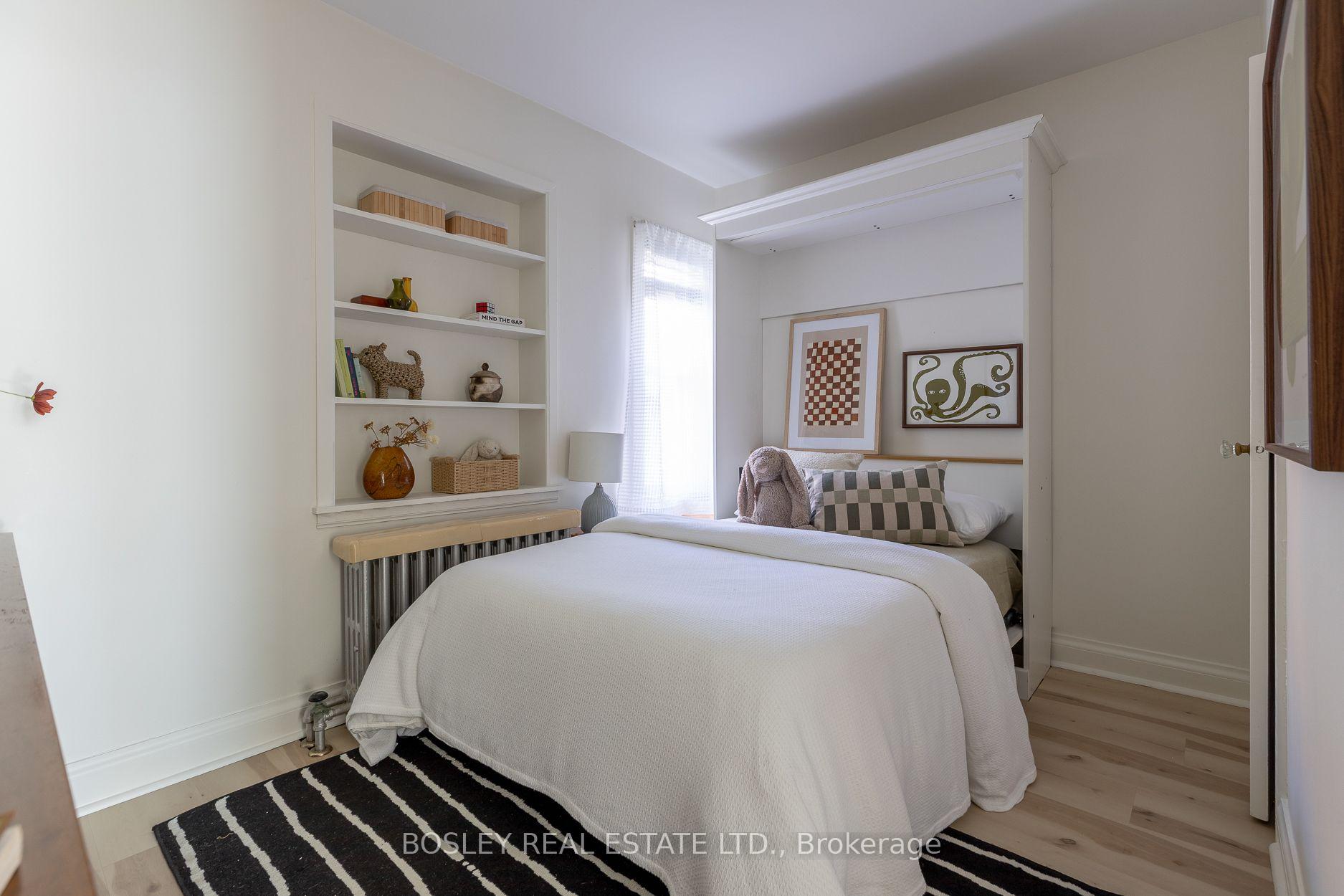 Photo 20 of 16 Delroy Drive, Etobicoke, Stonegate-Queensway — HOMEH