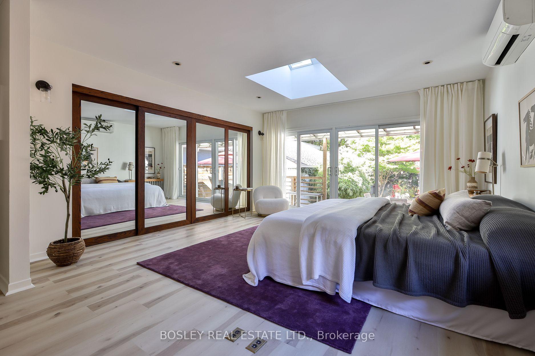 Photo 28 of 16 Delroy Drive, Etobicoke, Stonegate-Queensway — HOMEH