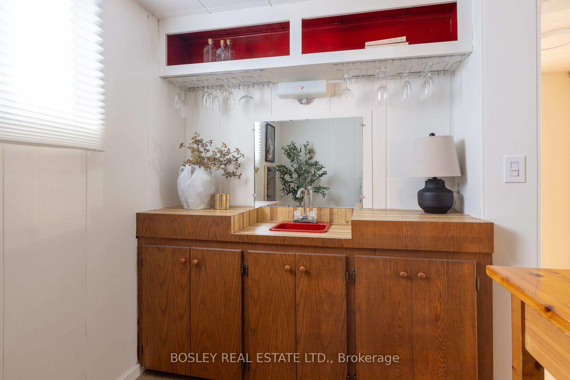 Photo 39 of 16 Delroy Drive, Etobicoke, Stonegate-Queensway — HOMEH