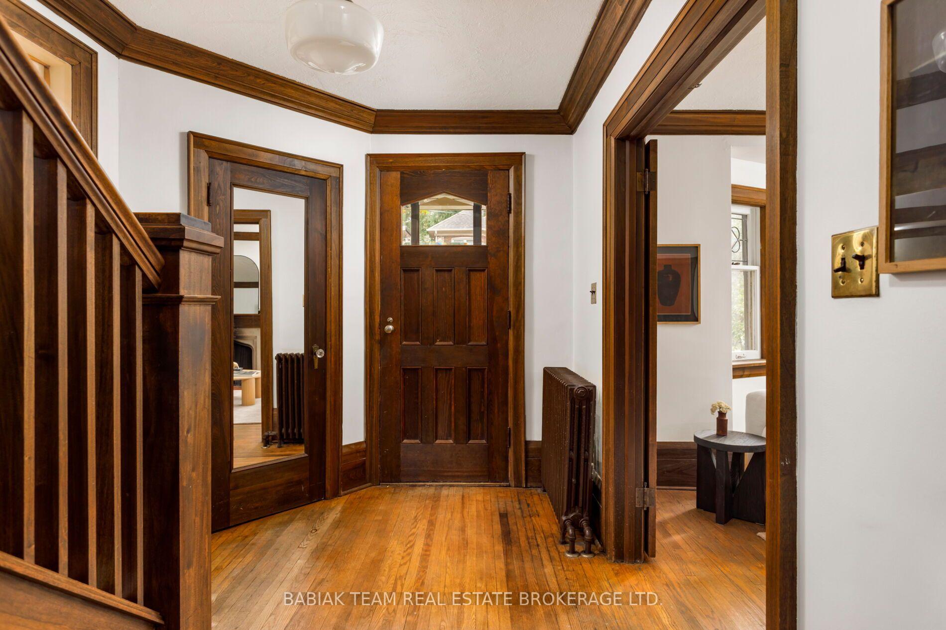 Photo 4 of 34 Elora Road, Toronto, High Park North — HOMEH
