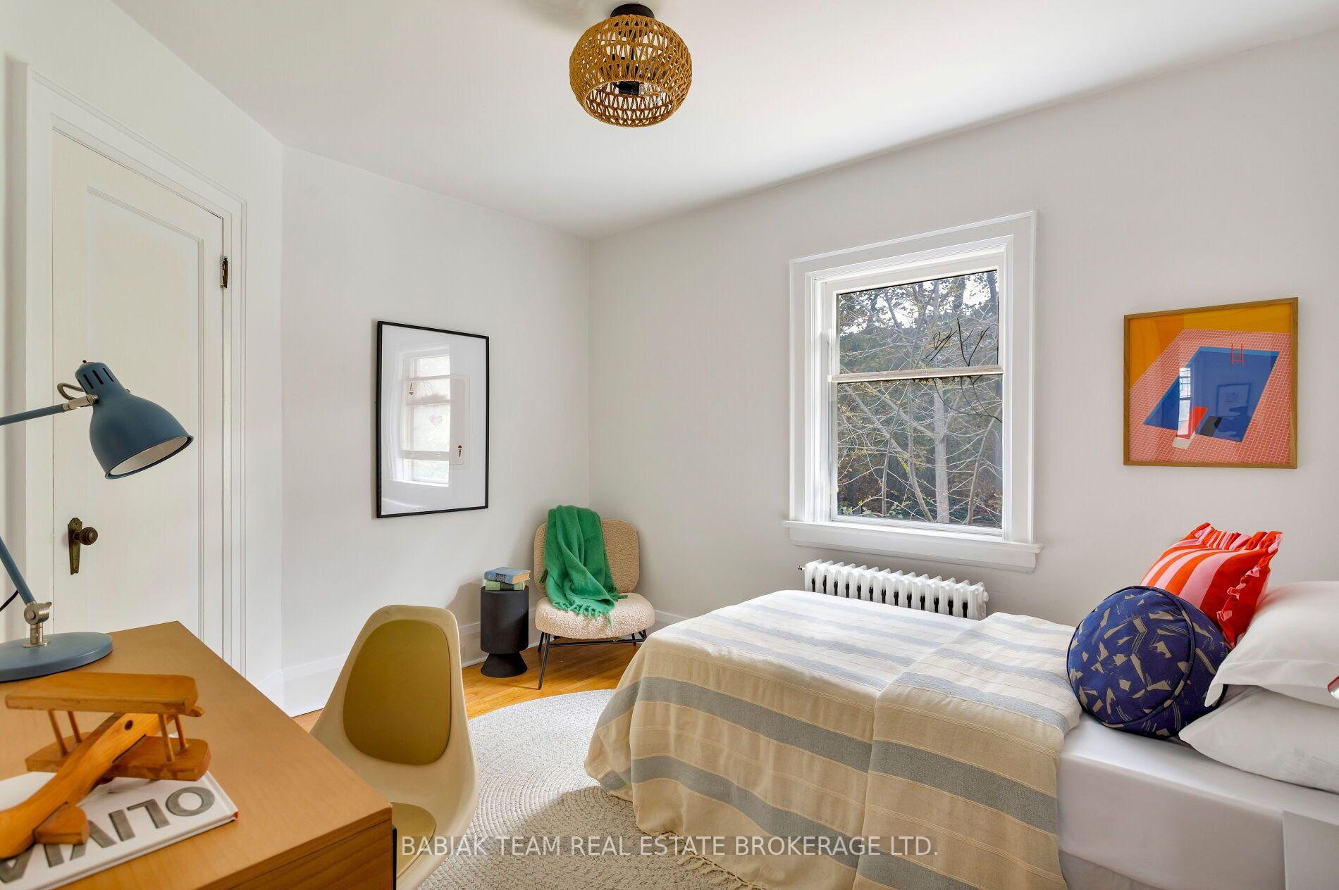 Photo 29 of 34 Elora Road, Toronto, High Park North — HOMEH