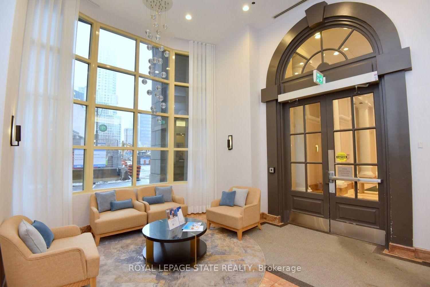 Photo 3 of Unit 1611, 25 The Esplanade, Toronto, Waterfront Communities — HOMEH