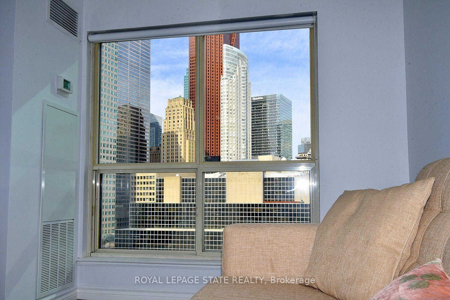 Photo 11 of Unit 1611, 25 The Esplanade, Toronto, Waterfront Communities — HOMEH