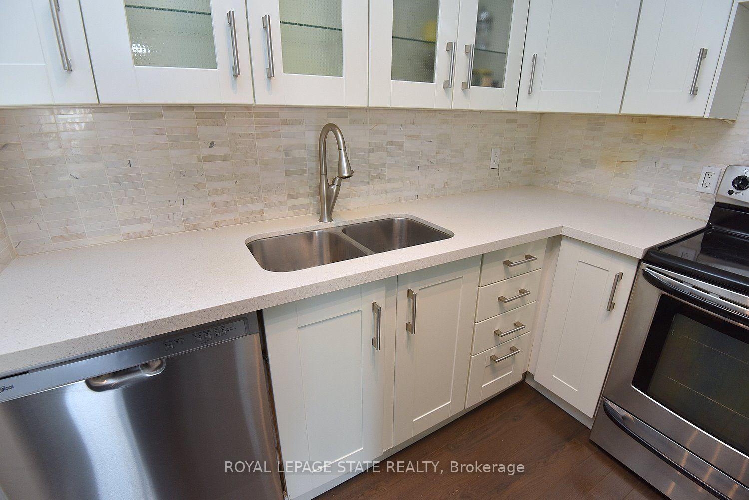 Photo 13 of Unit 1611, 25 The Esplanade, Toronto, Waterfront Communities — HOMEH