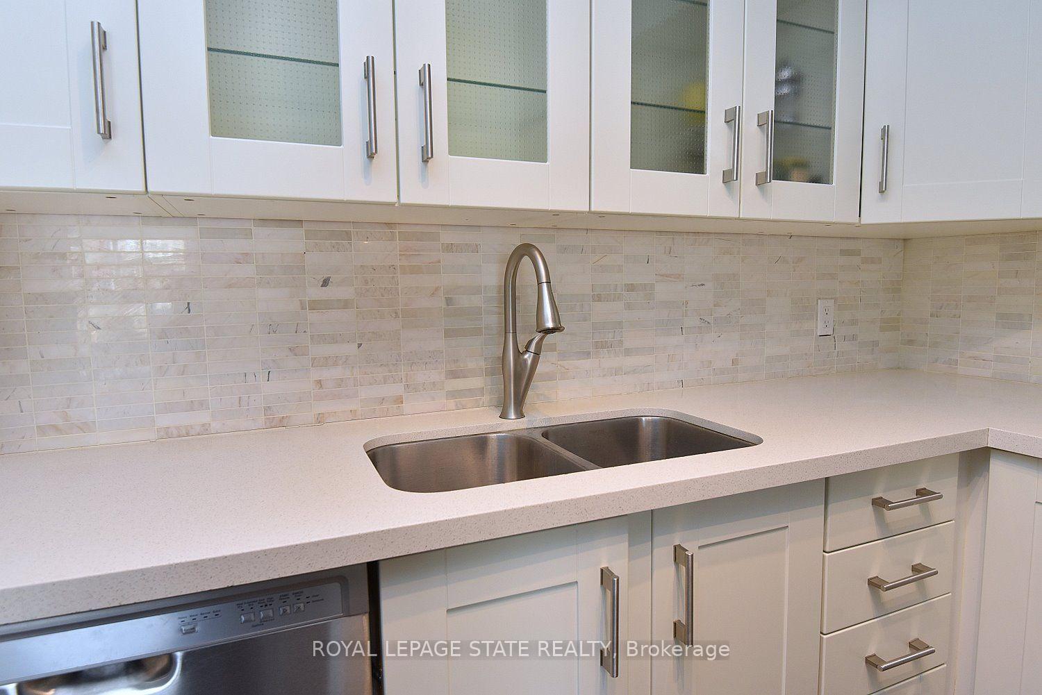 Photo 14 of Unit 1611, 25 The Esplanade, Toronto, Waterfront Communities — HOMEH