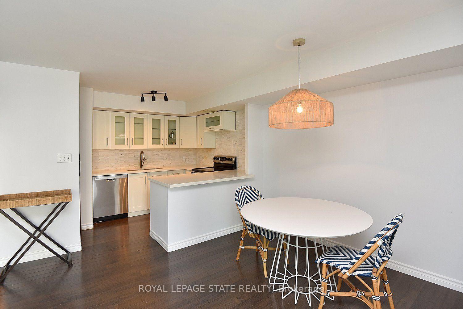 Photo 16 of Unit 1611, 25 The Esplanade, Toronto, Waterfront Communities — HOMEH