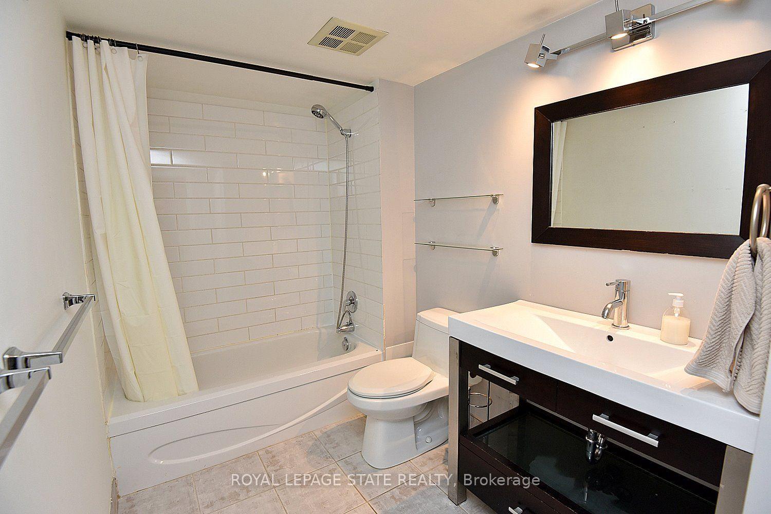 Photo 21 of Unit 1611, 25 The Esplanade, Toronto, Waterfront Communities — HOMEH