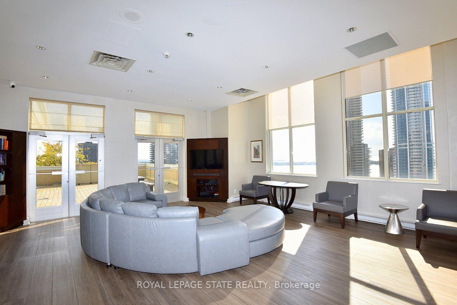 Photo 26 of Unit 1611, 25 The Esplanade, Toronto, Waterfront Communities — HOMEH