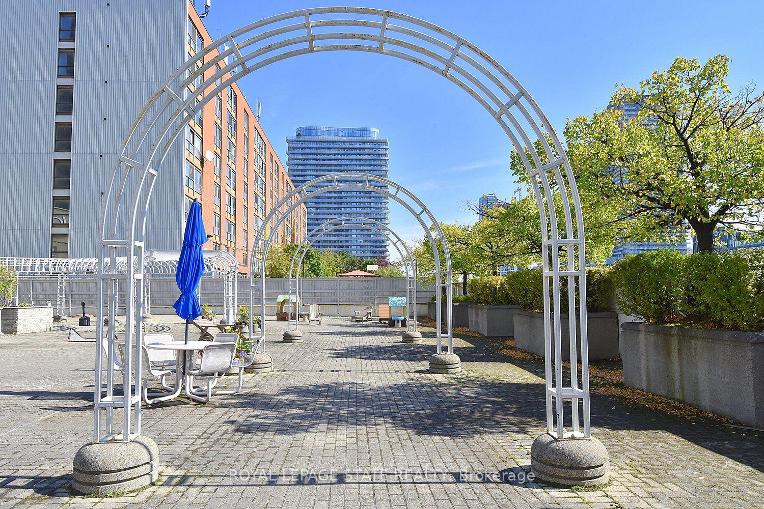 Photo 38 of Unit 1611, 25 The Esplanade, Toronto, Waterfront Communities — HOMEH