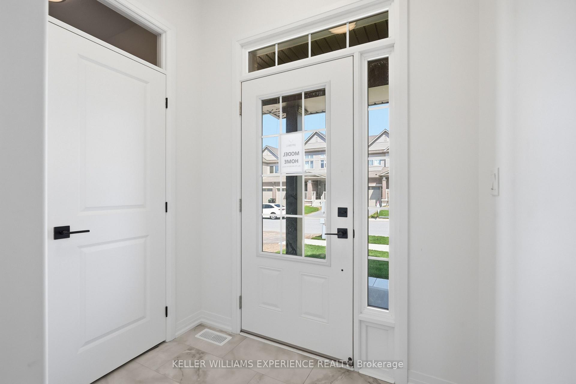 Photo 4 of 52 Sagewood Avenue, Barrie, Rural Barrie Southeast — HOMEH