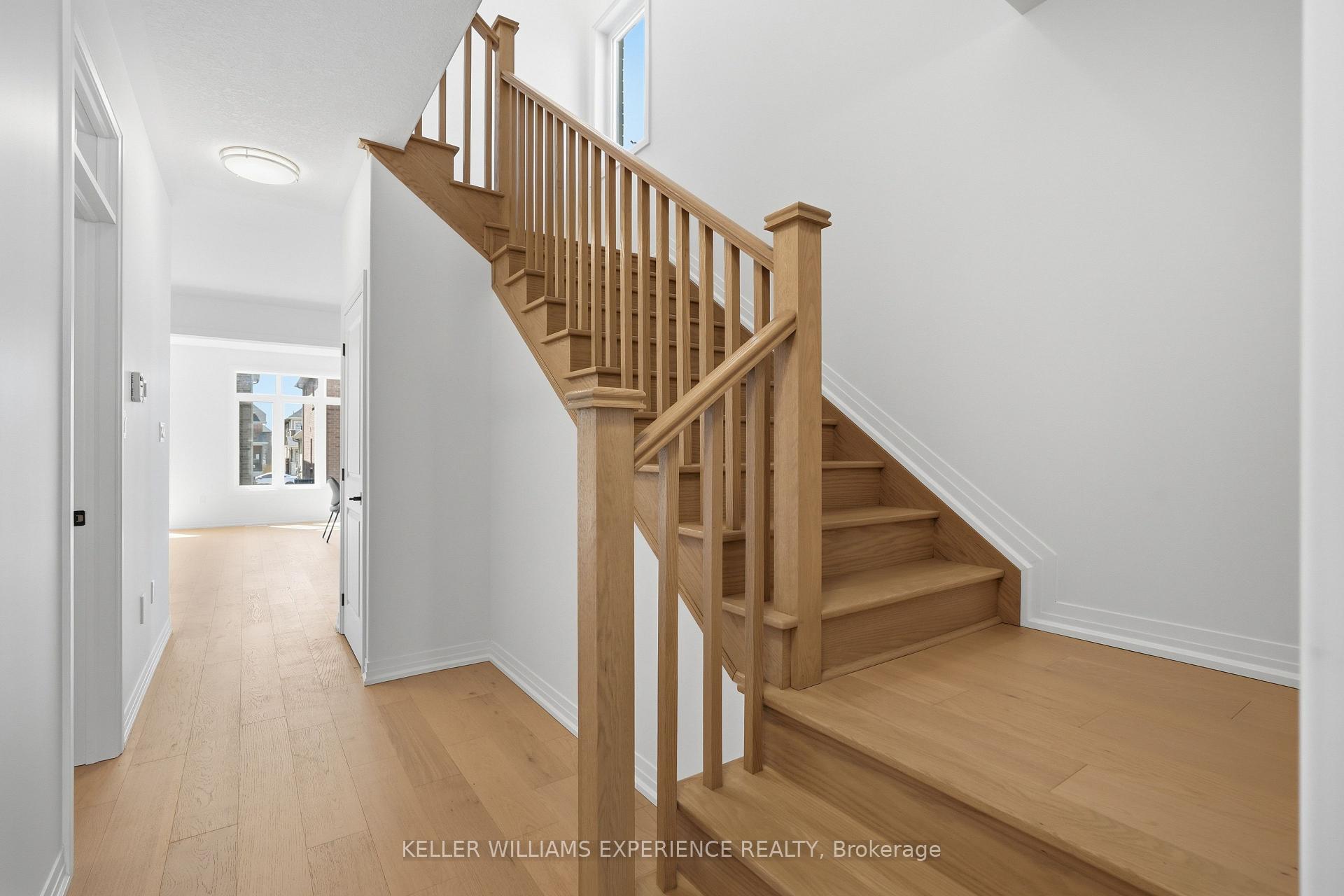 Photo 7 of 52 Sagewood Avenue, Barrie, Rural Barrie Southeast — HOMEH