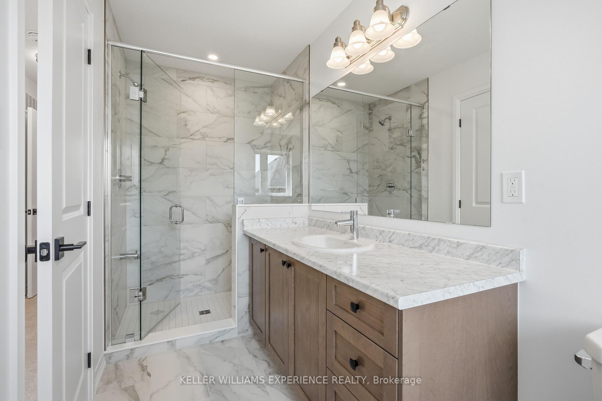 Photo 23 of 52 Sagewood Avenue, Barrie, Rural Barrie Southeast — HOMEH