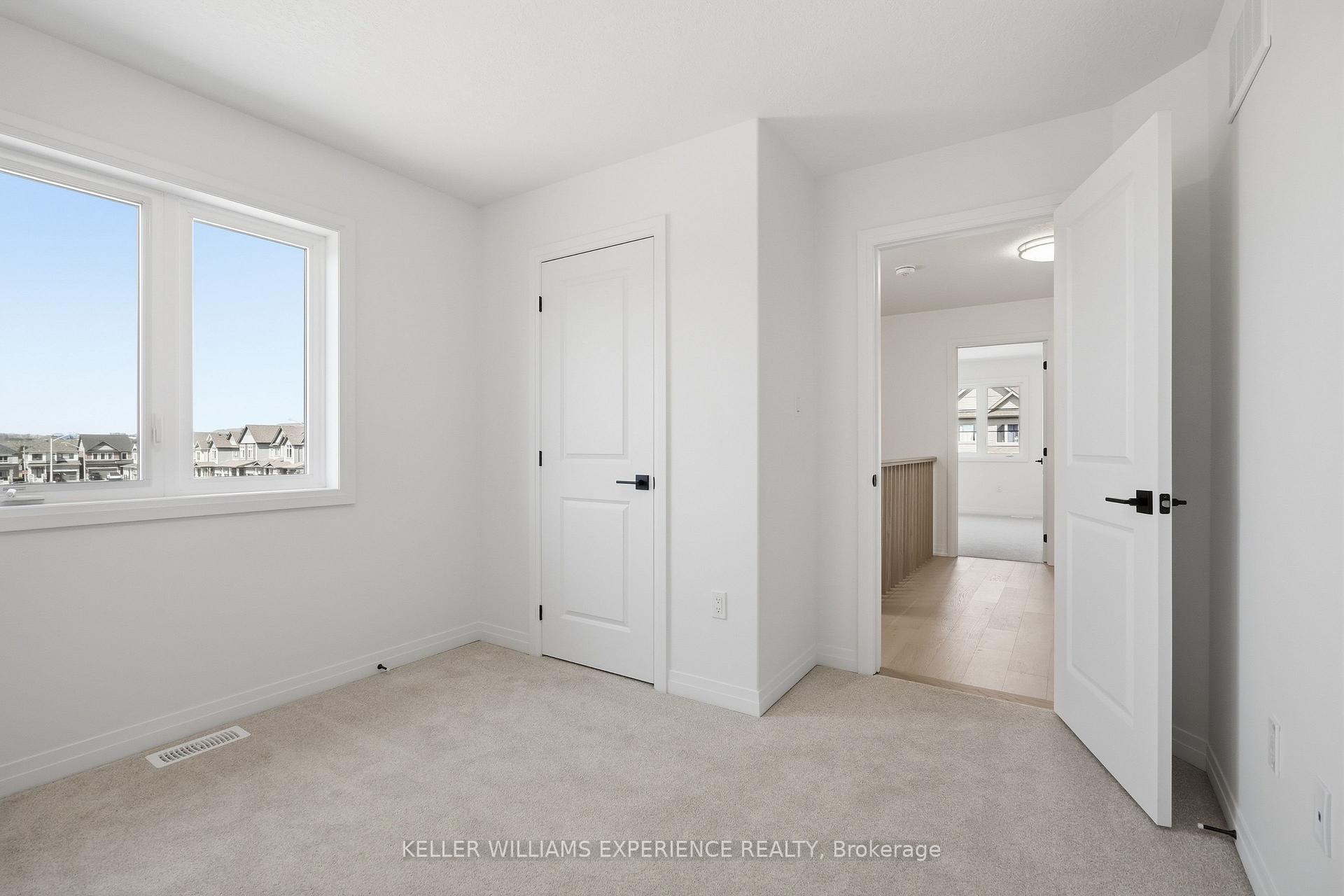 Photo 27 of 52 Sagewood Avenue, Barrie, Rural Barrie Southeast — HOMEH