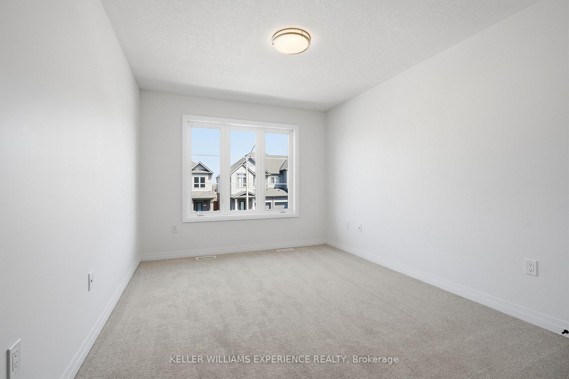 Photo 28 of 52 Sagewood Avenue, Barrie, Rural Barrie Southeast — HOMEH