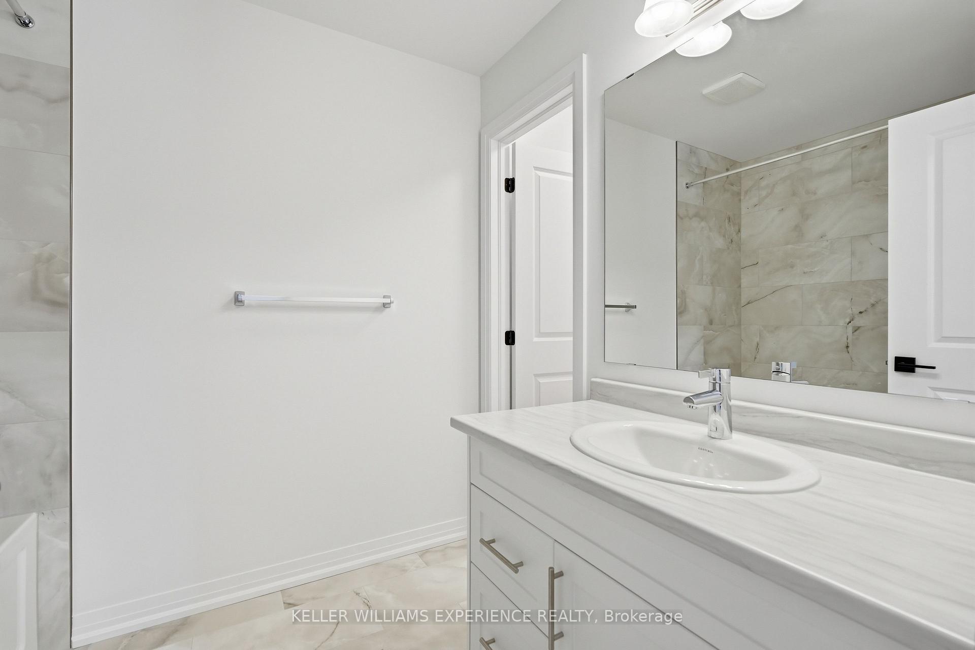 Photo 32 of 52 Sagewood Avenue, Barrie, Rural Barrie Southeast — HOMEH
