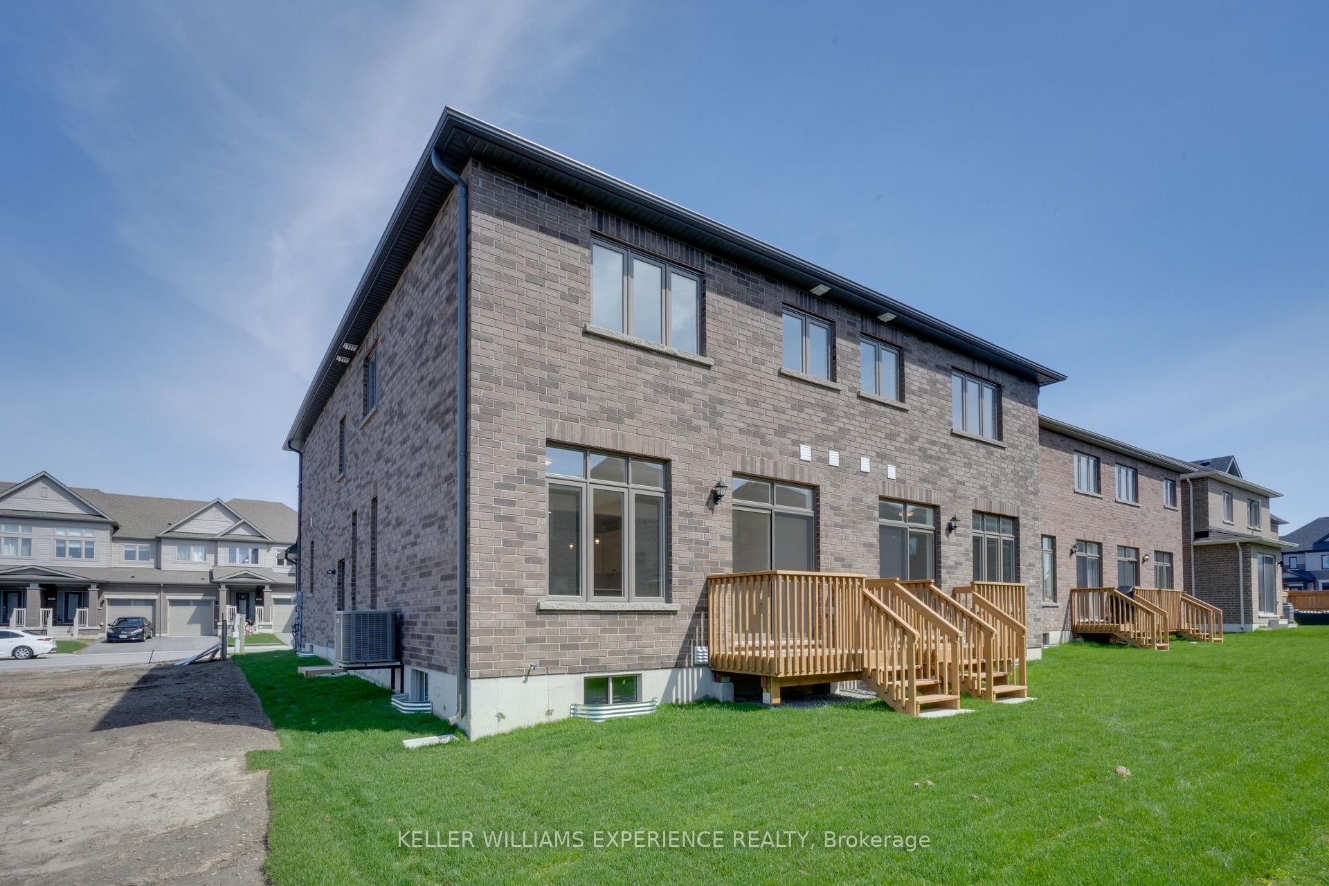 Photo 39 of 52 Sagewood Avenue, Barrie, Rural Barrie Southeast — HOMEH