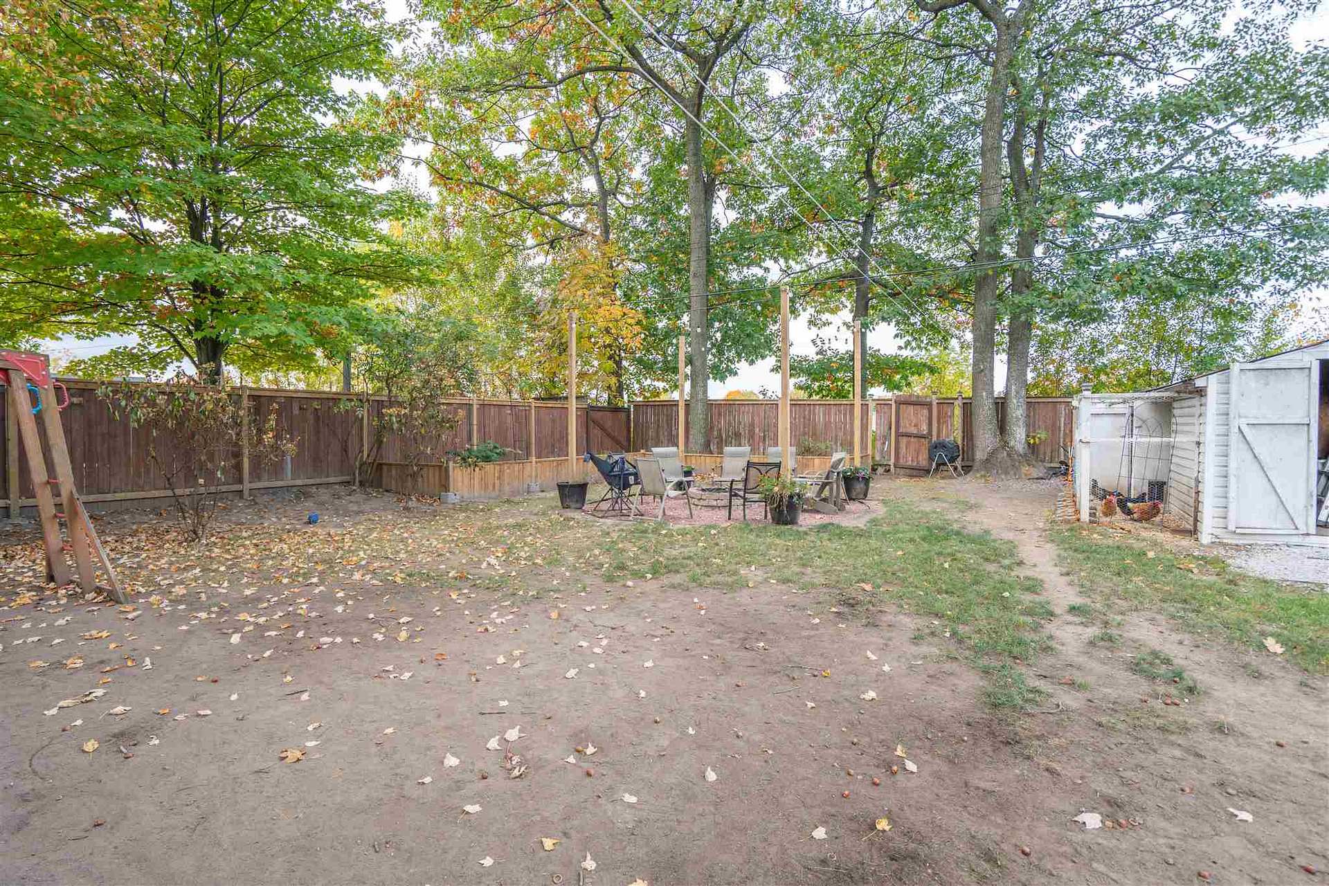 Photo 25 of 41 Peach Drive, Sault Ste Marie, Ward 3 — HOMEH