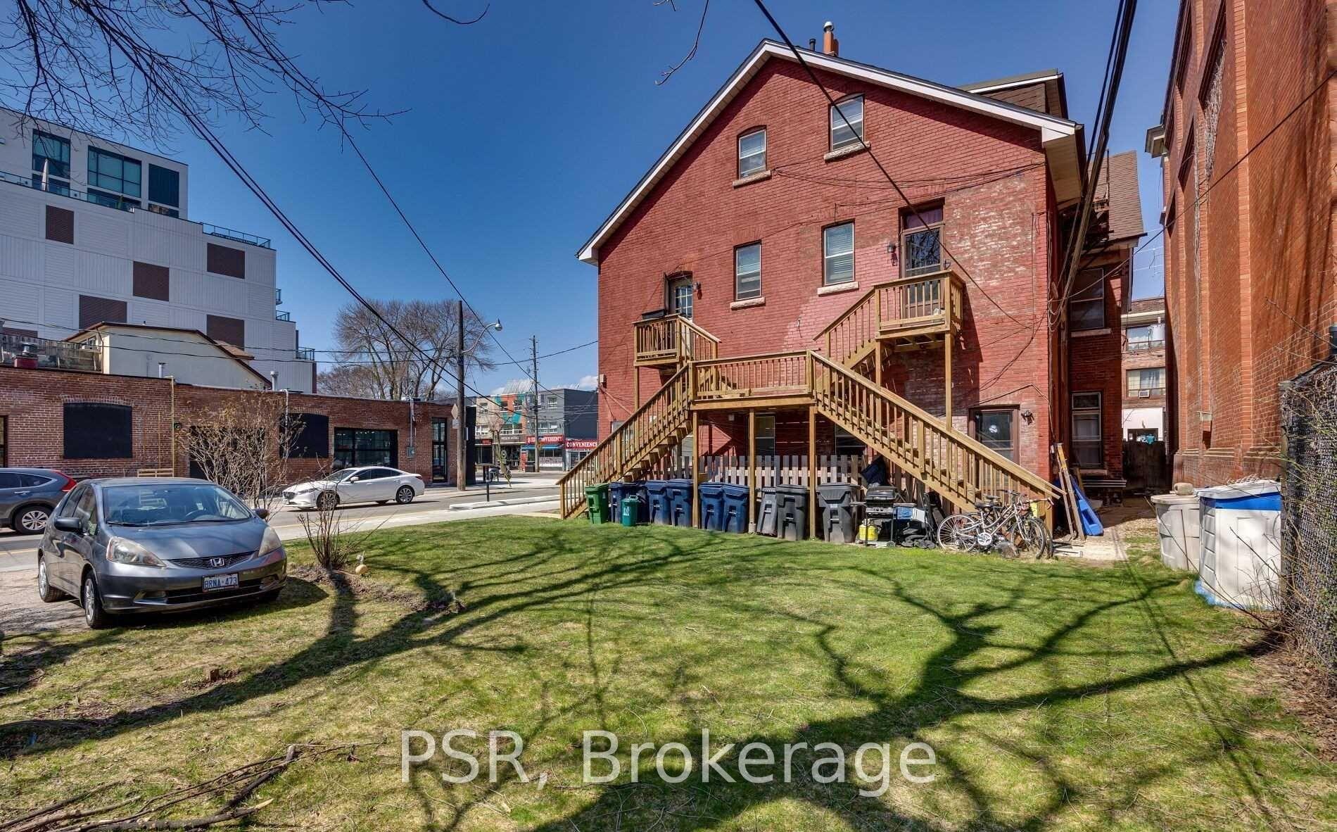 Photo 9 of 1349/1351 Queen Street E, Toronto, Greenwood-Coxwell — HOMEH