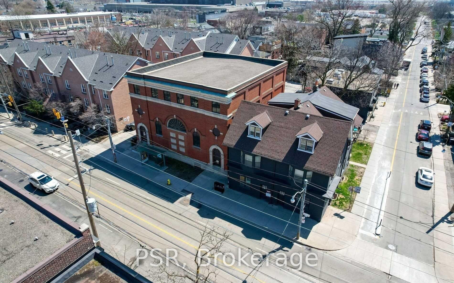 Photo 13 of 1349/1351 Queen Street E, Toronto, Greenwood-Coxwell — HOMEH
