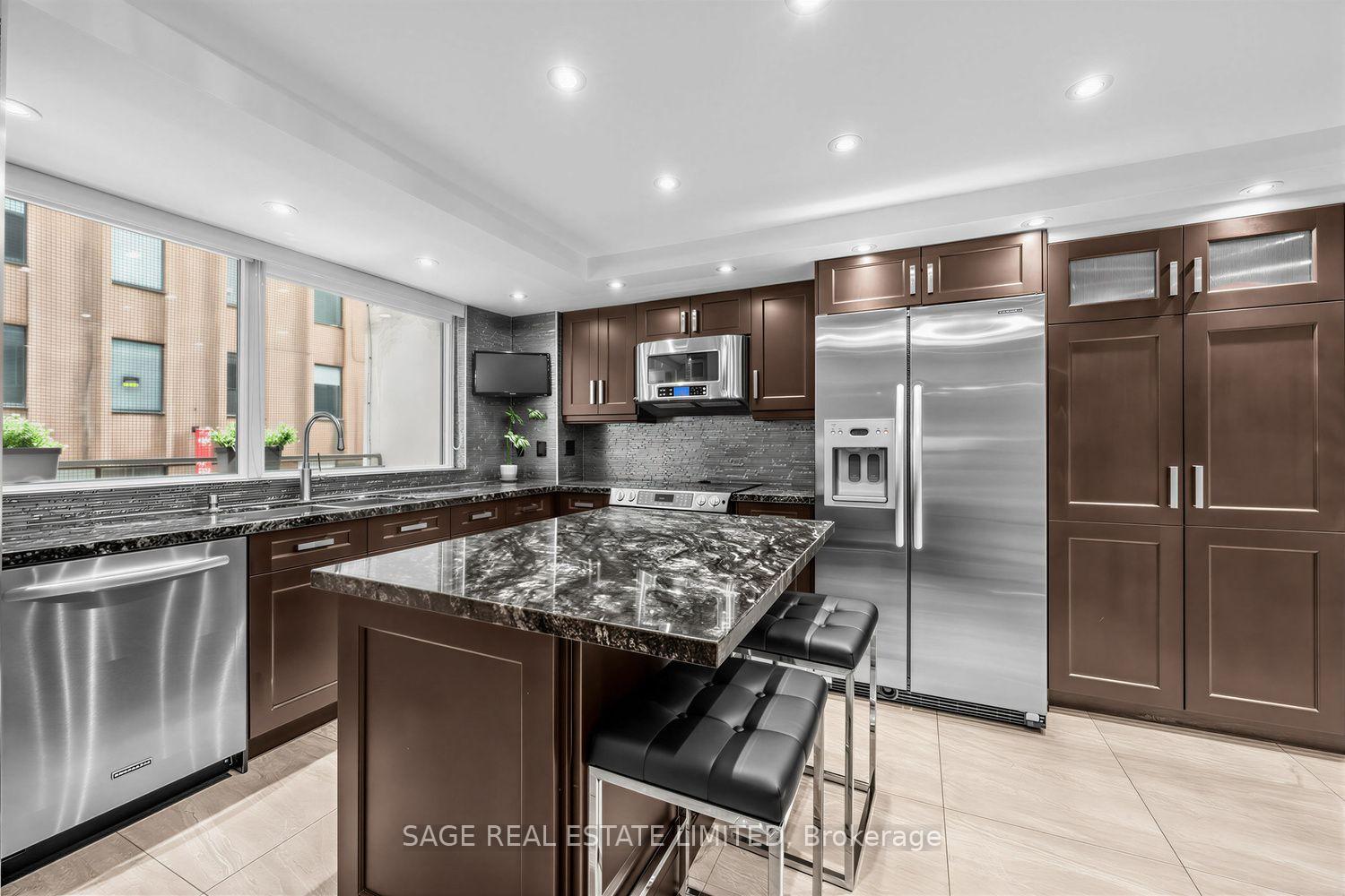 Photo 10 of Unit 303, 80 Cumberland Street, Toronto, The Annex — HOMEH