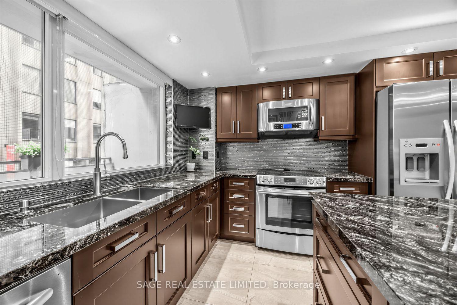 Photo 14 of Unit 303, 80 Cumberland Street, Toronto, The Annex — HOMEH