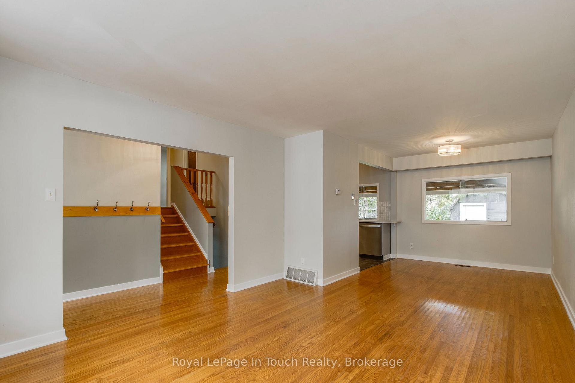 Photo 6 of 255 Eighth Street, Midland — HOMEH