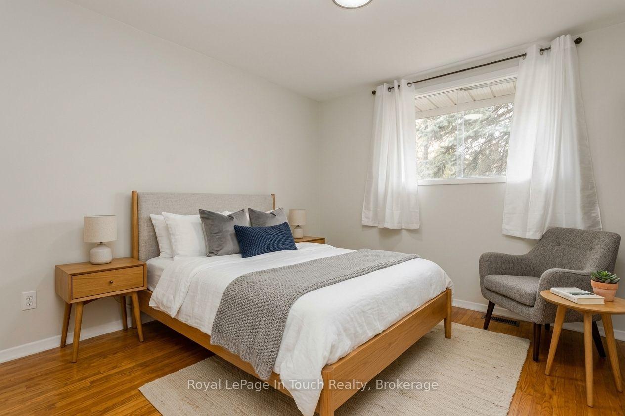 Photo 13 of 255 Eighth Street, Midland — HOMEH