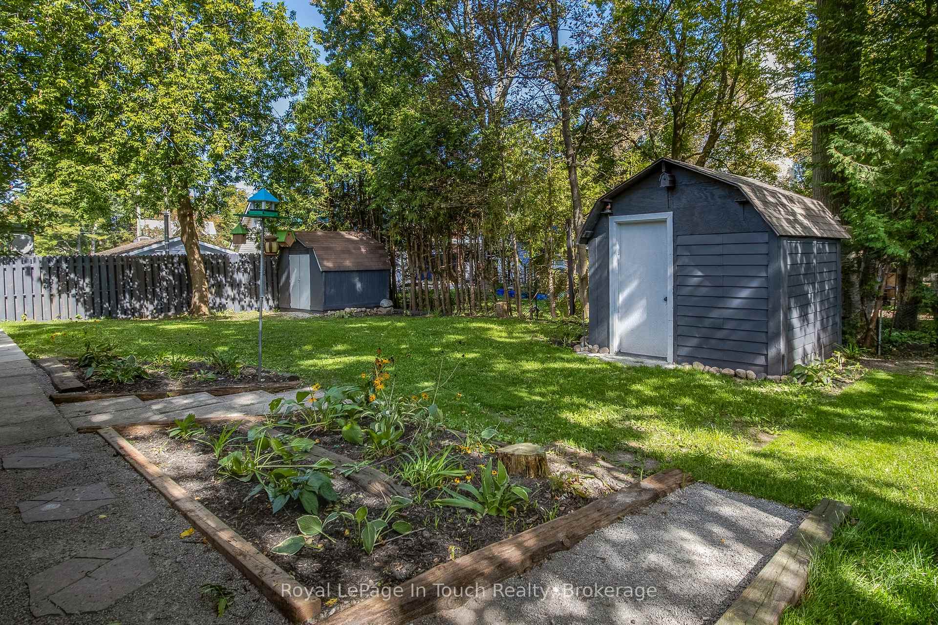 Photo 20 of 255 Eighth Street, Midland — HOMEH