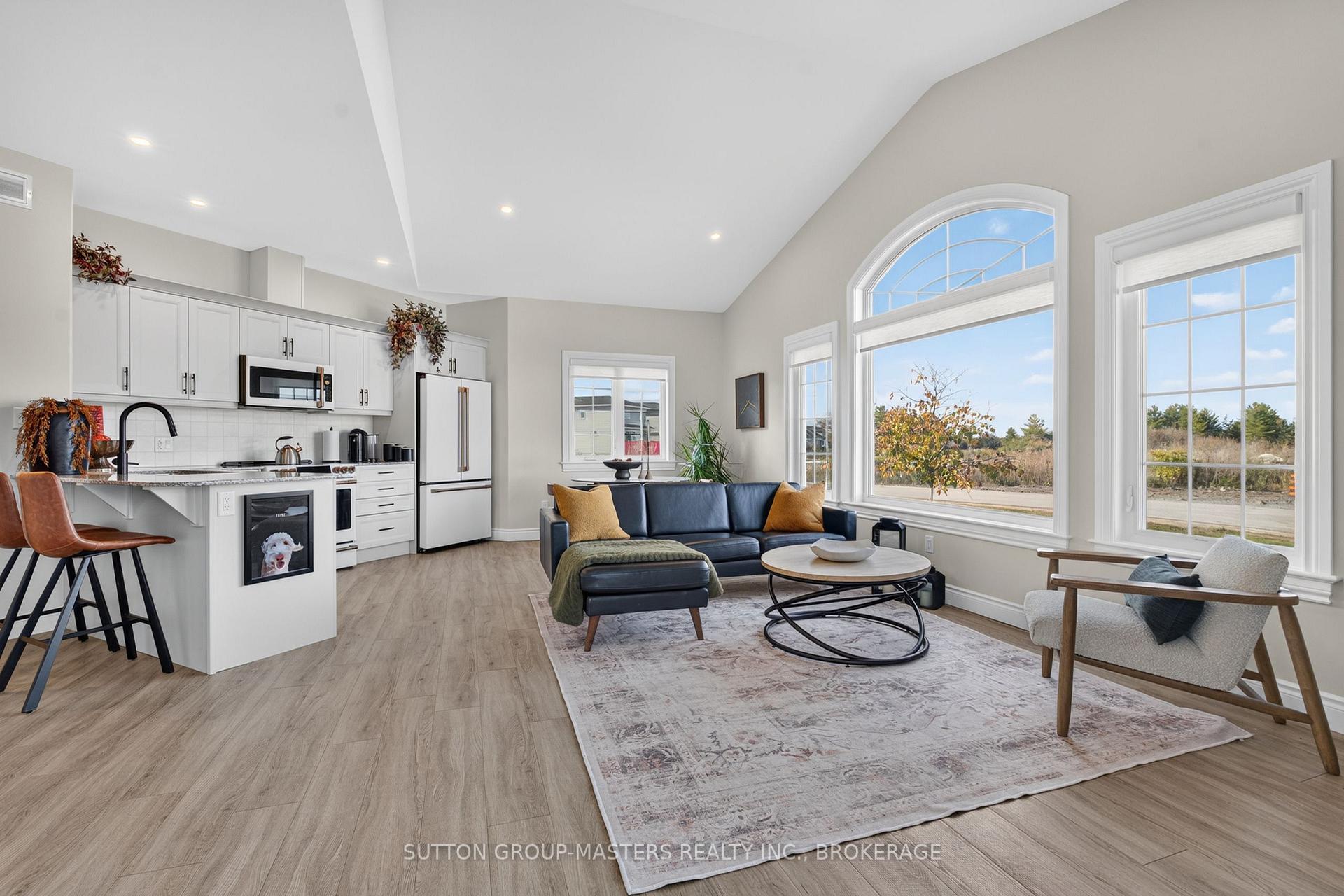 Photo 7 of 69 Lowry Place, Loyalist, Amherstview — HOMEH