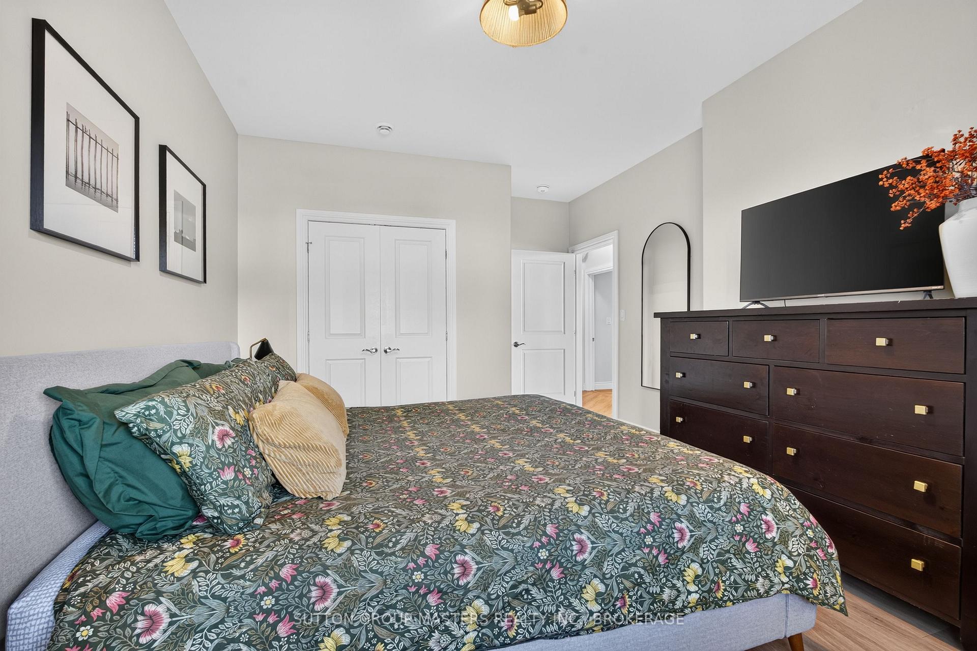 Photo 25 of 69 Lowry Place, Loyalist, Amherstview — HOMEH