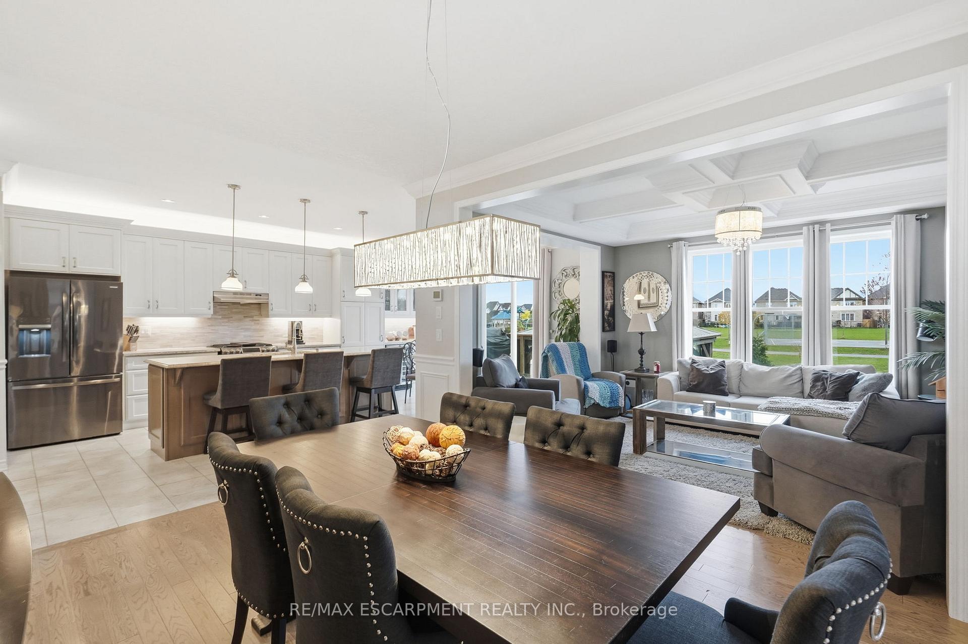 Photo 14 of 23 Forest Ridge Avenue, Hamilton, Waterdown — HOMEH