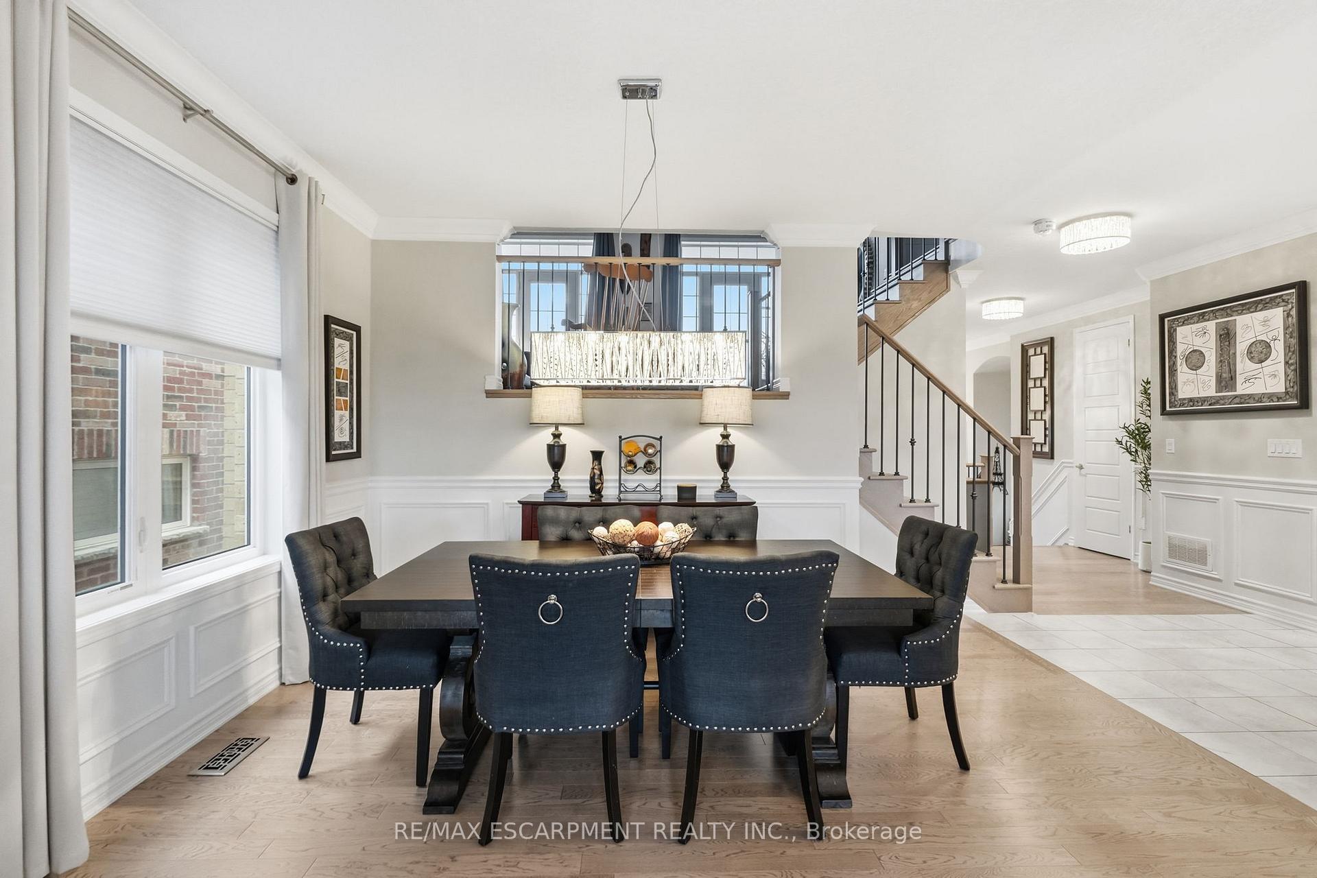 Photo 15 of 23 Forest Ridge Avenue, Hamilton, Waterdown — HOMEH