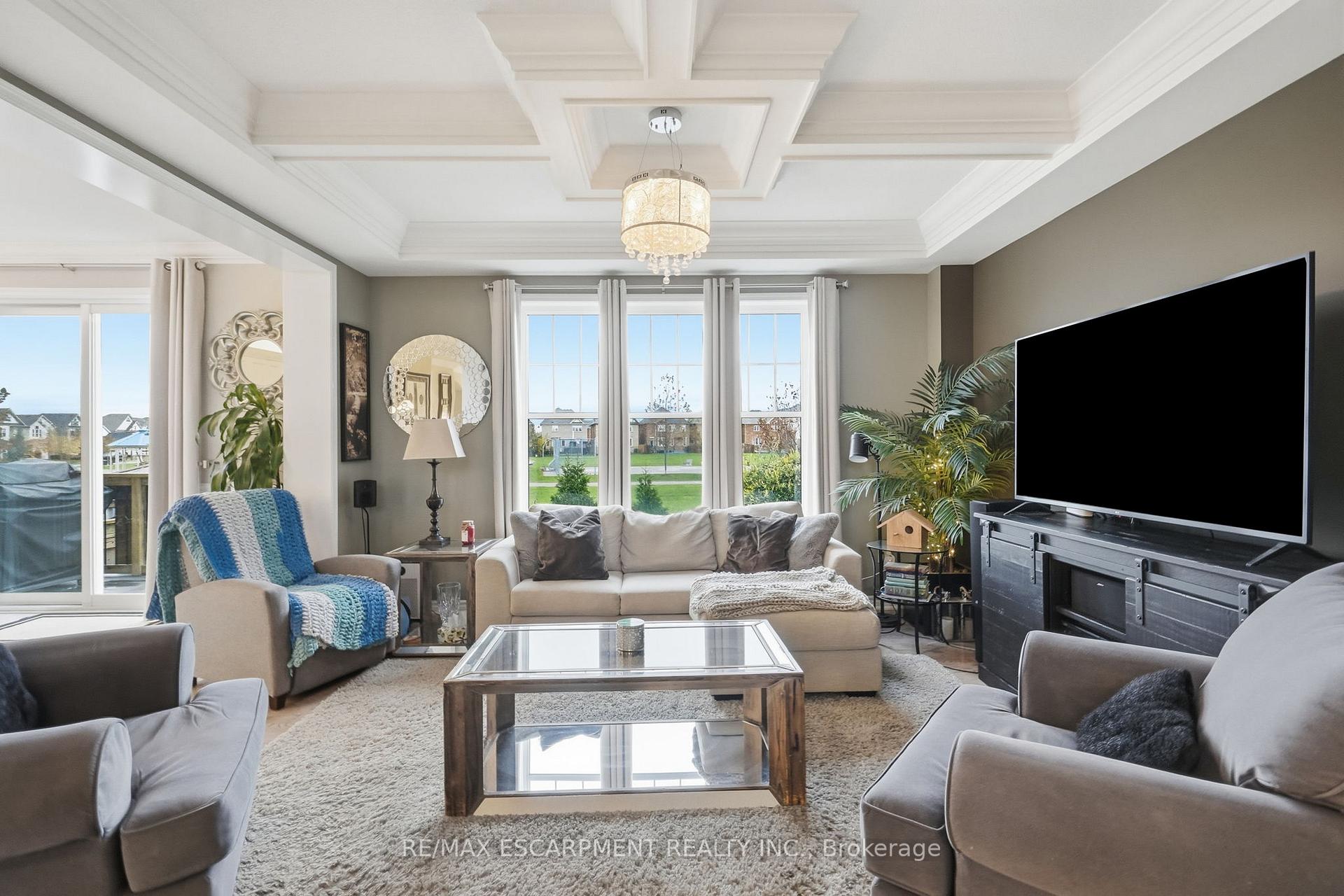 Photo 16 of 23 Forest Ridge Avenue, Hamilton, Waterdown — HOMEH