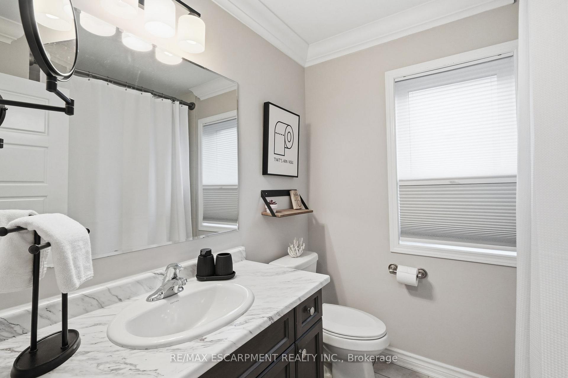 Photo 32 of 23 Forest Ridge Avenue, Hamilton, Waterdown — HOMEH